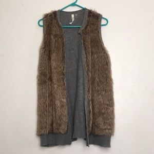Sleeveless cardigan